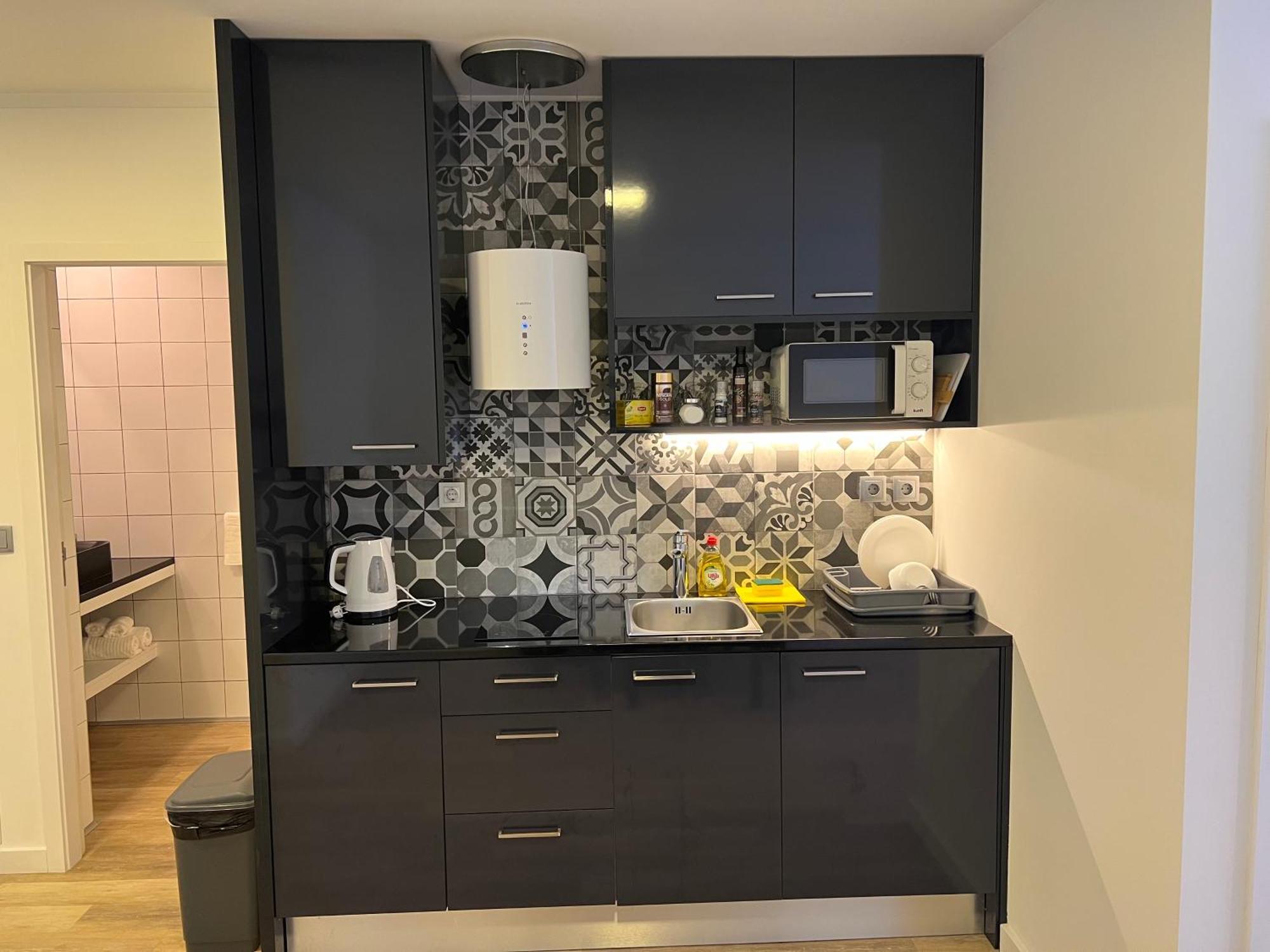 Apartment 1-bedroom With Kitchenette&bathroom *