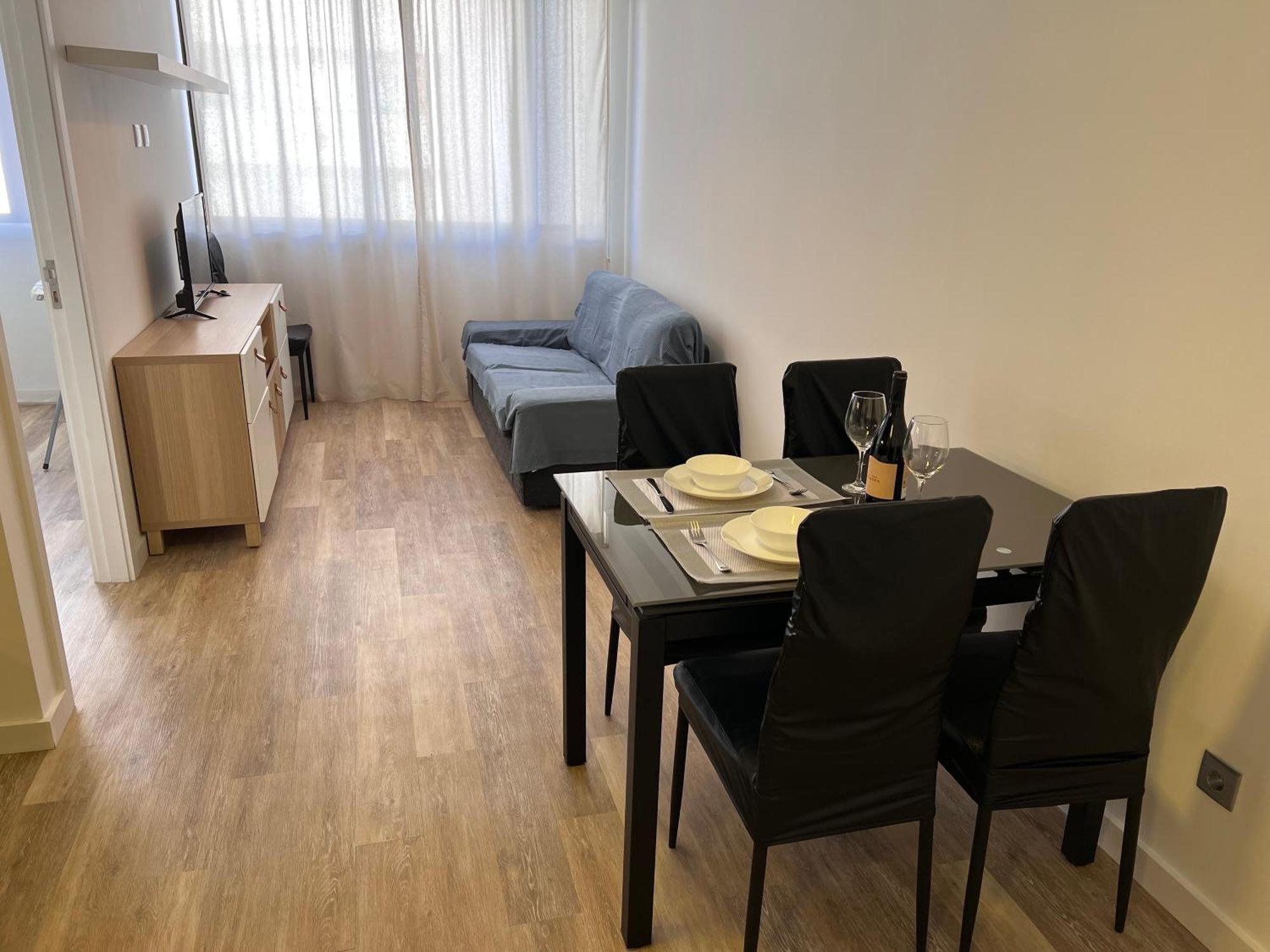 1-bedroom With Kitchenette&bathroom
